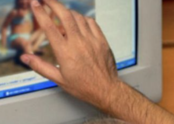 Operazione contro la pedopornografia online, perquisizioni anche a Ragusa