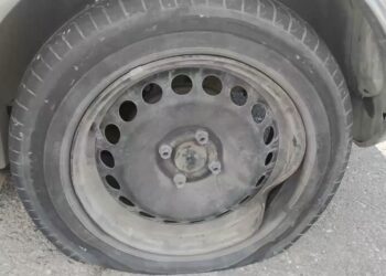 Modica-Ragusa, auto in transito sul ponte Costanzo danneggiate per un pezzo di ferro