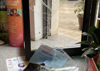 Comiso, furto con scasso in una libreria di via Generale Amato