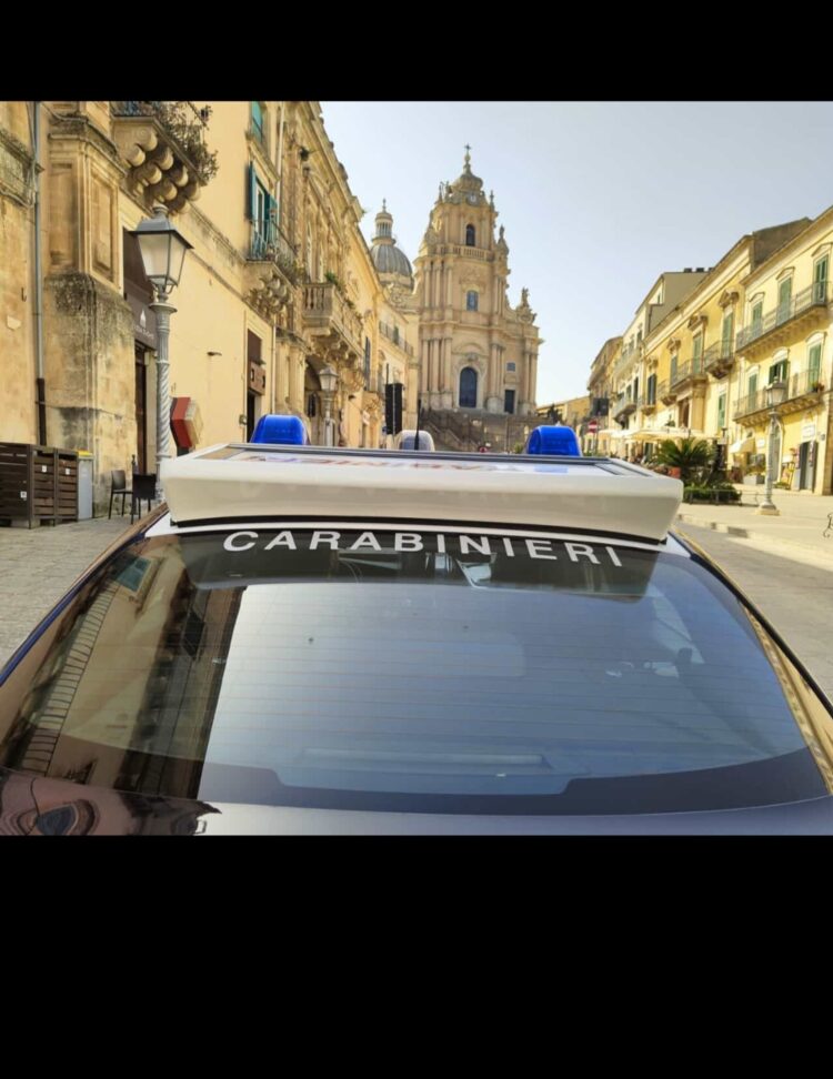 Ragusa Ibla, occupa abusivamente un immobile: sgomberato dai carabinieri