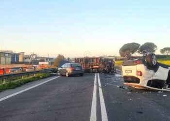Grave incidente all’alba sulla Ragusa Catania, un uomo è rimasto gravemente ferito