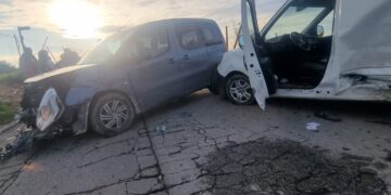 Vittoria, scontro tra un’auto e un veicolo furgonato: due feriti