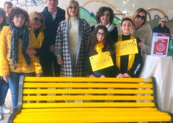 Pozzallo, una panchina contro il cyberbullismo