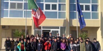 Pozzallo, gli studenti del Comprensivo Amore in visita alla Capitaneria di Porto