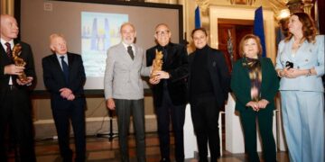 Ragusa, consegnato il Laocoonte d’oro a Parlagreco e ad Amione