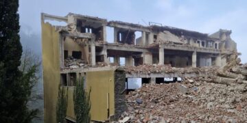Chiaramonte, procedono i lavori di demolizione parziale dell’ex pineta
