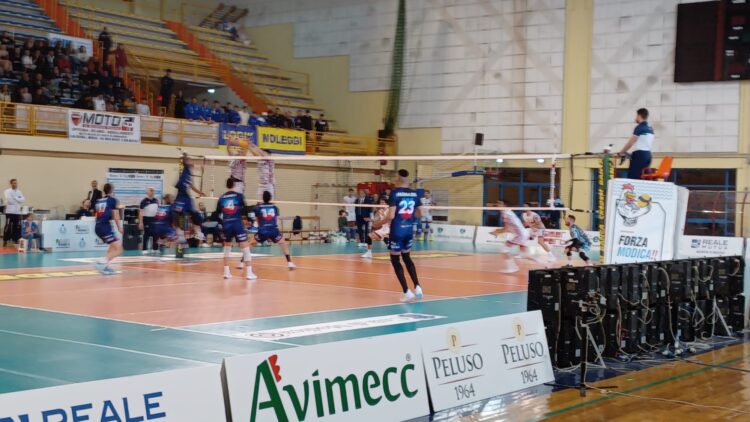 Il Volley Modica pareggia i conti con Lagonegro. E adesso si gioca tutto in gara3
