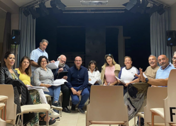 La compagnia “I superstiti” porta in scena “La Scuola delle mogli”