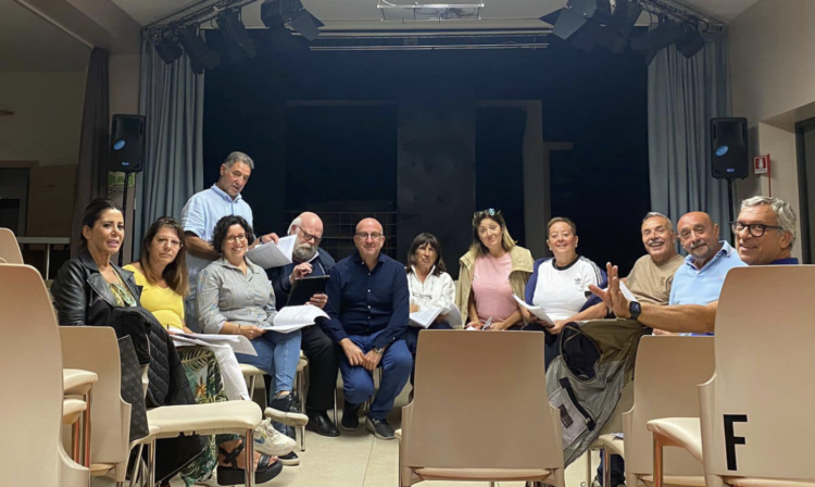 La compagnia “I superstiti” porta in scena “La Scuola delle mogli”