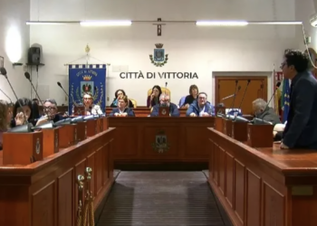 Clamoroso a Vittoria, sei consiglieri comunali della maggioranza transitano nella Dc di Cuffaro