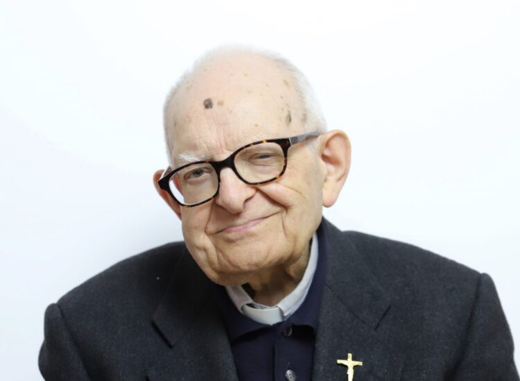 Ragusa, la diocesi dice addio a don Carmelo Donzella