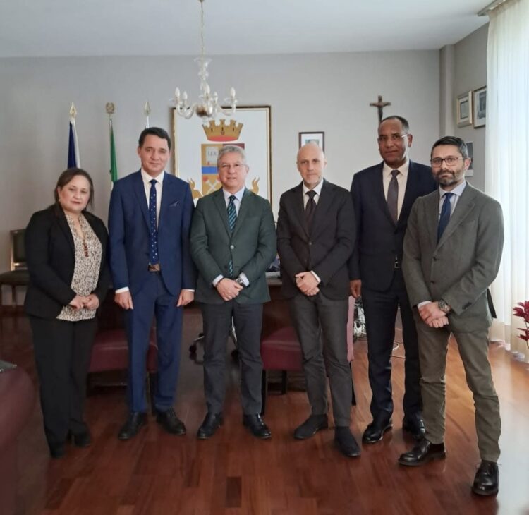 Ragusa, il console della Repubblica tunisina in visita al questore