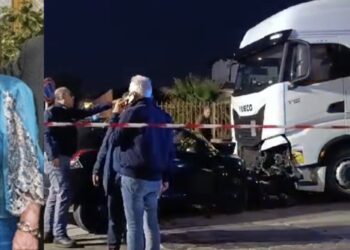 Scontro auto-tir in pieno centro urbano a Comiso, muore Maria Lucia Inghilterra