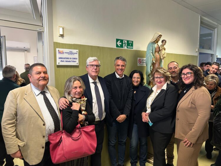 Comiso, l’ambulatorio di Otorinolaringoiatria intitolato al dottore Palma