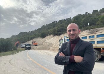 Vittoria e il consolidamento del fronte roccioso di contrada Cappellaris, sopralluogo dell’assessore Nicastro