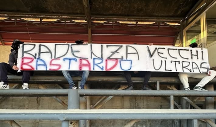 Modica, il sindaco solidarizza con la squadra di calcio dopo gli striscioni di insulti affissi sulle gradinate dello stadio di Milazzo