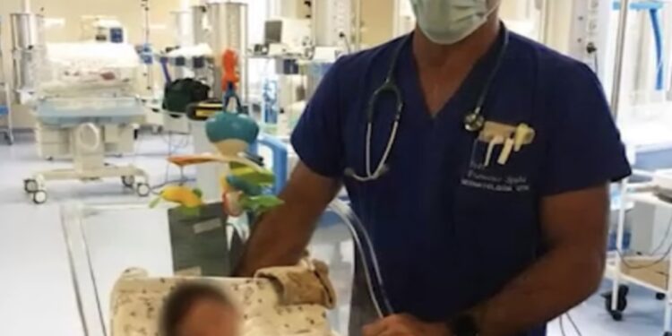 Ragusa e il processo sull’abbandono di Vittorio Fortunato, in aula un poliziotto e il medico dell’imputata