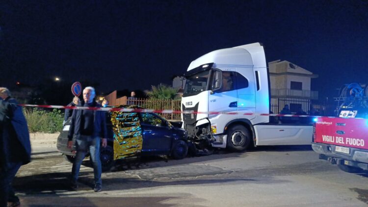 Comiso, l’incidente stradale mortale in cui ha perso la vita Lucia Maria Inghilterra. Sarà disposta l’autopsia