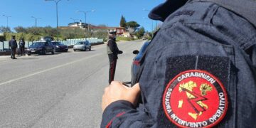 Santa Croce, albanese denunciato: nell’auto scovato un coltellaccio