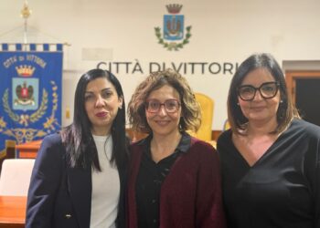 Vittoria, la denuncia di tre consigliere comunali: “La commissione Cultura e Servizi sociali non si riunisce dallo scorso novembre”
