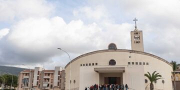 Comiso, il vescovo La Placa in visita pastorale nella parrocchia Santi Apostoli
