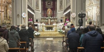 La Chiesa di Ragusa in preghiera per il pontefice defunto