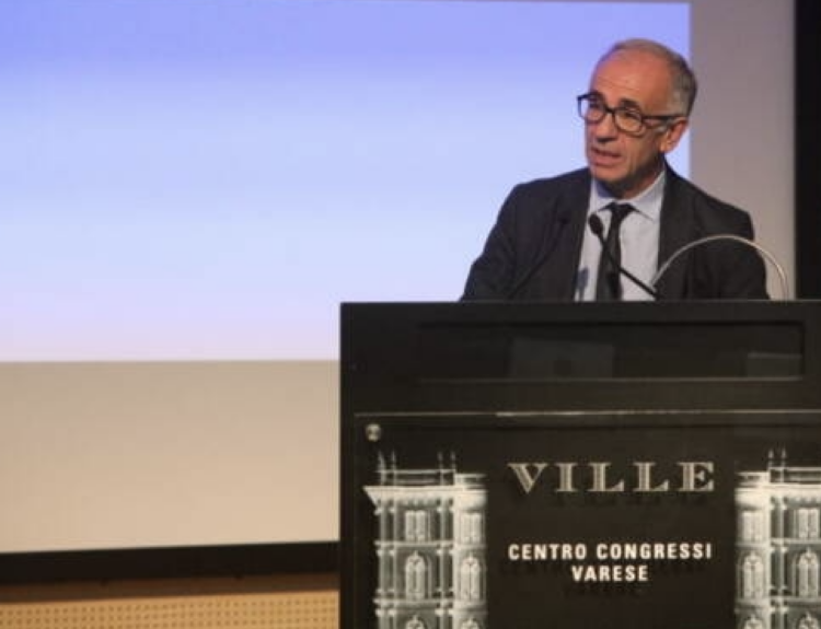 Ragusa, caffè letterario con Michele Imperiali