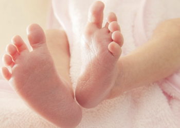 Ragusa e la storia di coraggio della piccolissima Maria: nata prematura e che è andata a ricongiungersi con il gemello e la mamma