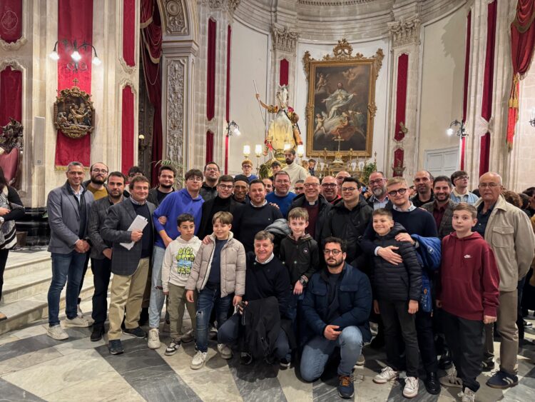 La scinnuta di San Giorgio al duomo di Ragusa, la festa del glorioso patrono dal 23 al 25 maggio