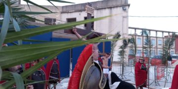 Ragusa, torna la Via crucis vivente della parrocchia Sacro Cuore di Gesù