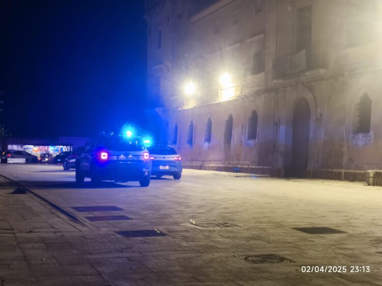 Acate, rissa notturna tra extracomunitari in centro?