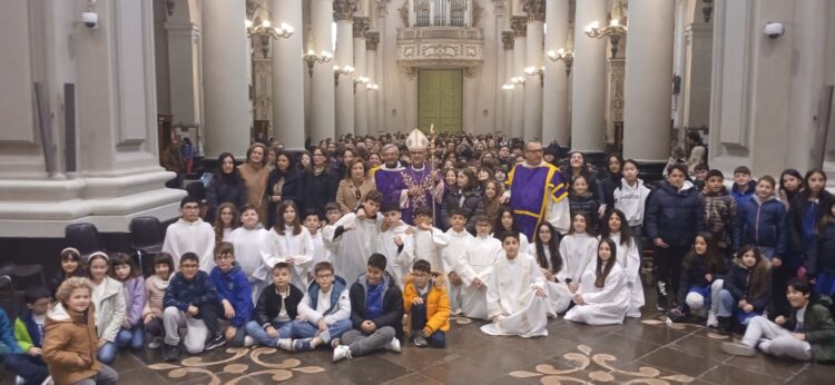 Ragusa, questa mattina in cattedrale precetto pasquale per studenti e docenti del Comprensivo Crispi-Battisti-Vetri