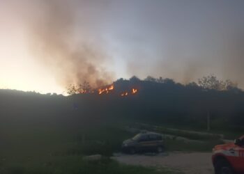Giarratana, Pasqua di fiamme nelle campagne