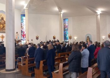 Ragusa, chiesa gremita per ricordare Loredana Toro a un mese dalla scomparsa