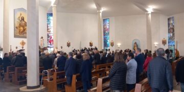 Ragusa, chiesa gremita per ricordare Loredana Toro a un mese dalla scomparsa