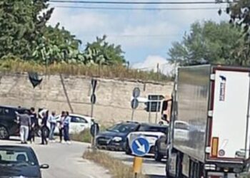 Vittoria, scontro tra due auto a Boscorotondo: un ferito lieve