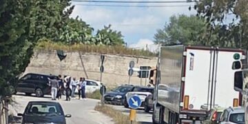 Vittoria, scontro tra due auto a Boscorotondo: un ferito lieve