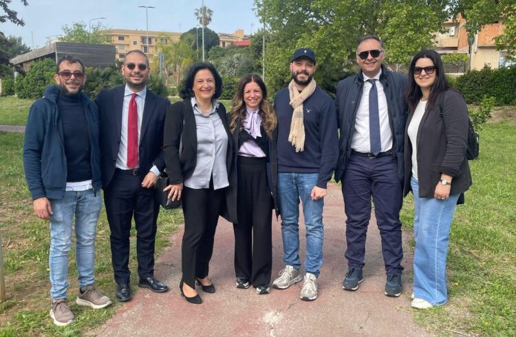 Ragusa, venticinque alberi di agrumi e ulivi donati per il parco dell’Ippari Baden Powell