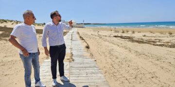Marina di Modica, l’assessore Cannizzaro: “La spiaggia è già pulita”
