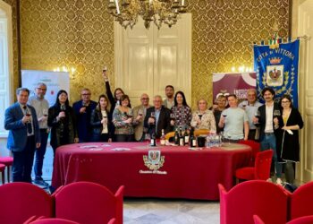 Vittoria, enotour con giornalisti italiani e stranieri alla scoperta della città