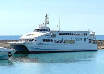 Sabato il viaggio inaugurale del catamarano che collega Marina di Ragusa con Malta