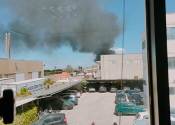 Ragusa, rogo alla zona industriale