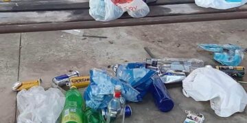 Marina di Ragusa, la piazzetta di via Genova emblema dell’inciviltà giovanile