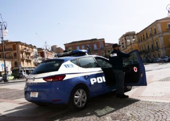 Vittoria, pregiudicato di 48 anni in carcere: è indagato per avere incendiato l’auto della cognata