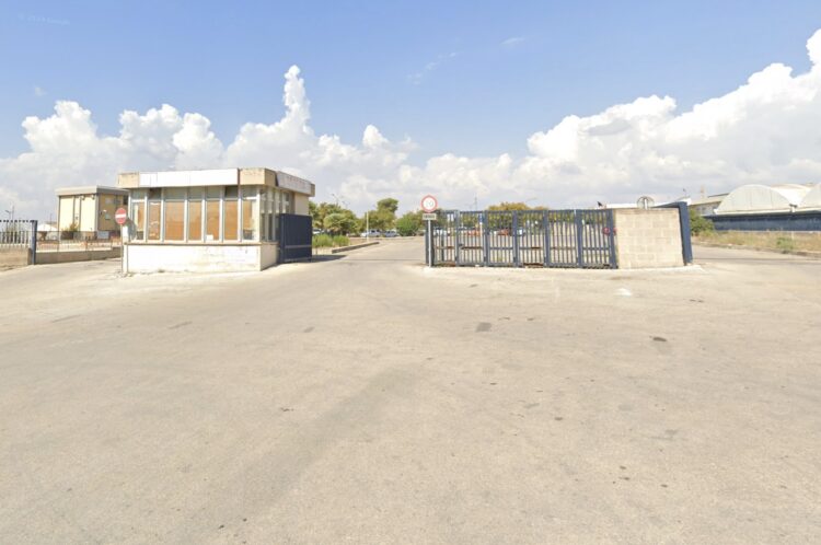 Comiso, aggredisce operatrice dello sportello Cup e si dilegua