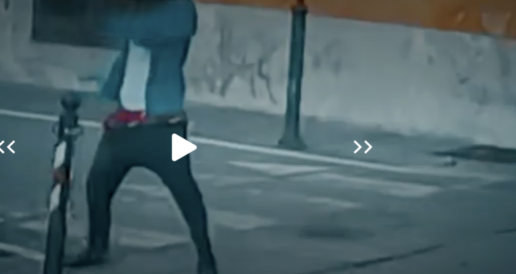 Modica, immigrato in stato di alterazione psicofisica in corso Umberto. Ma poi si dilegua prima dell’arrivo delle forze dell’ordine