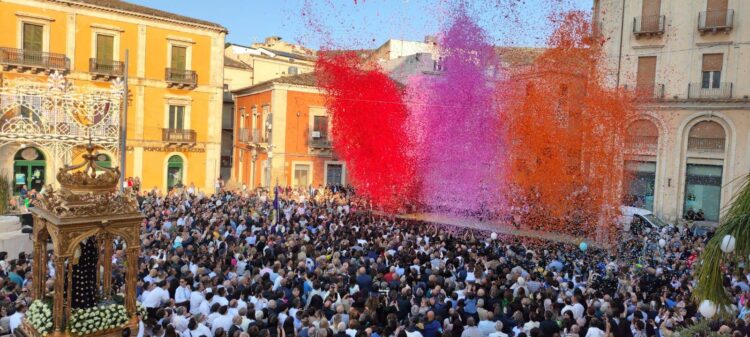 Festa grande ieri a Comiso per Maria Santissima Addolorata