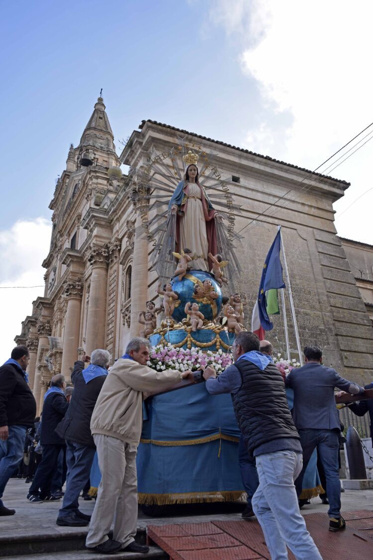 Ragusa, iniziano da oggi in cattedrale i riti della novena legati a Maria Santissima della Medaglia