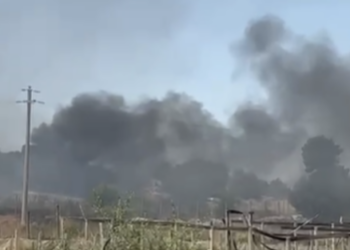 Nube tossica su Vittoria dopo un incendio in discarica