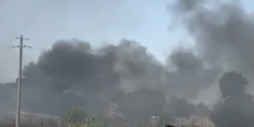 Nube tossica su Vittoria dopo un incendio in discarica